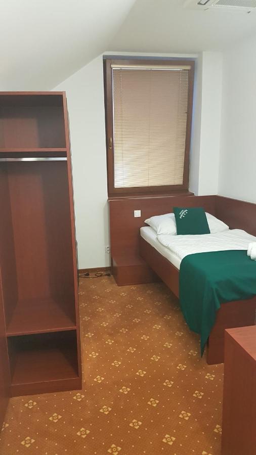 Penzion Polovnik Szepsi Kültér fotó