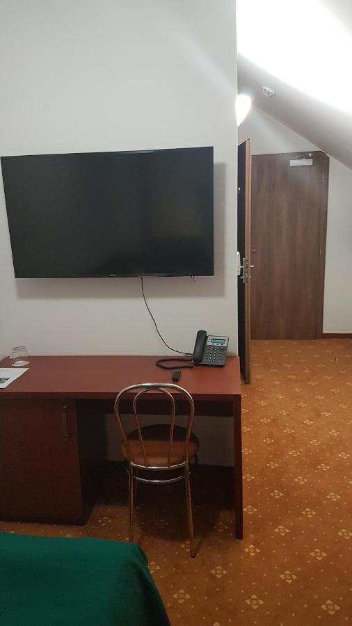 Penzion Polovnik Szepsi Kültér fotó